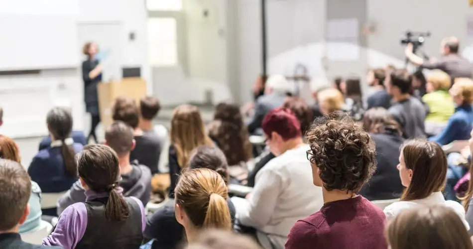 Impulsvortr&auml;ge als Motivationsbooster: Frische Ideen f&uuml;r Ihr Unternehmen